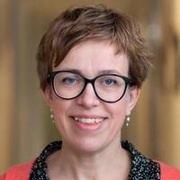 Pasfoto Nienke Bouwman