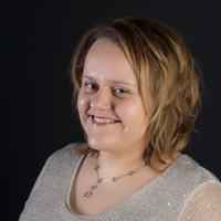 Pasfoto Nicole van Asten